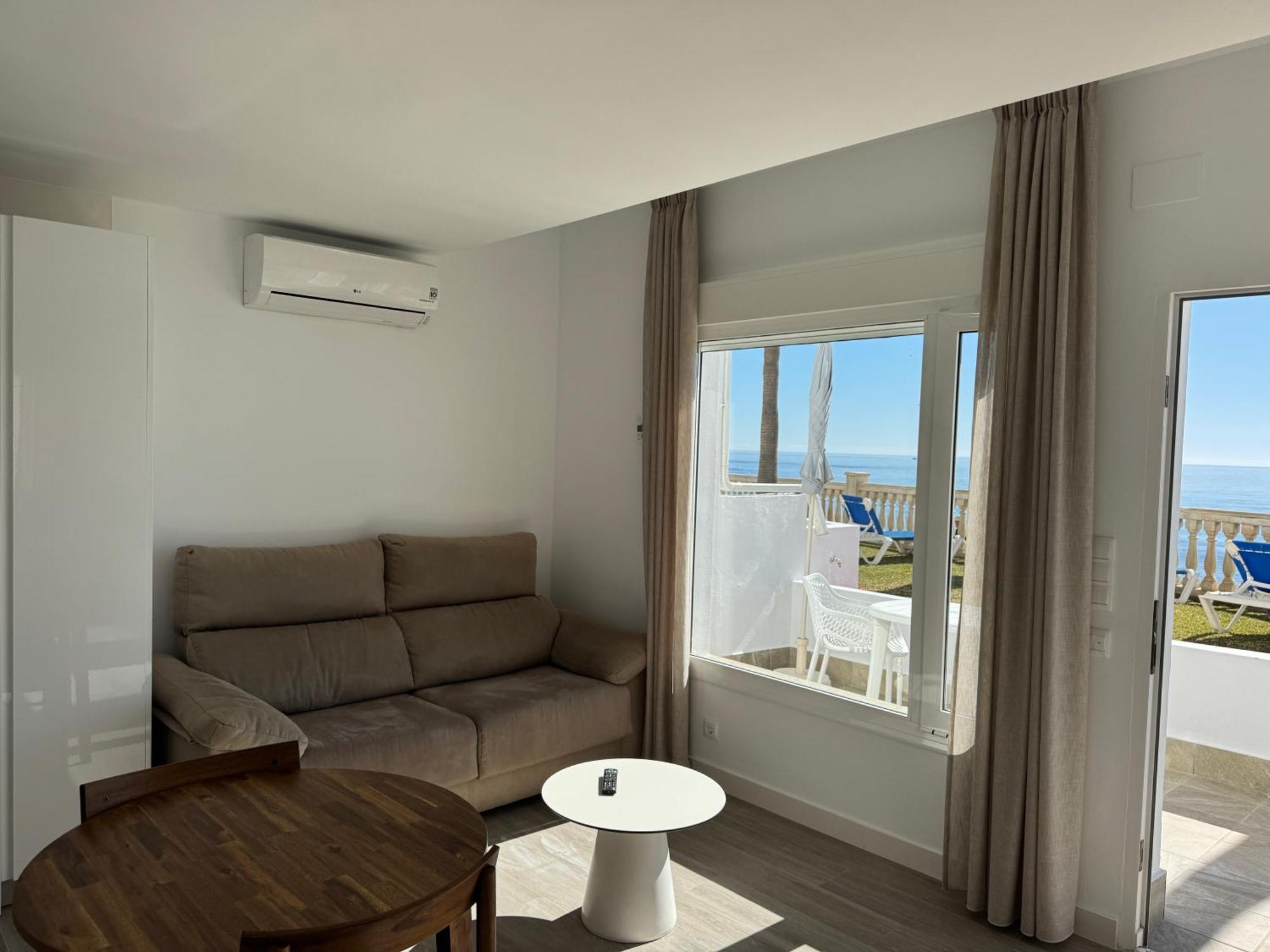 Apartamentos Perla Marina Nerja Dış mekan fotoğraf