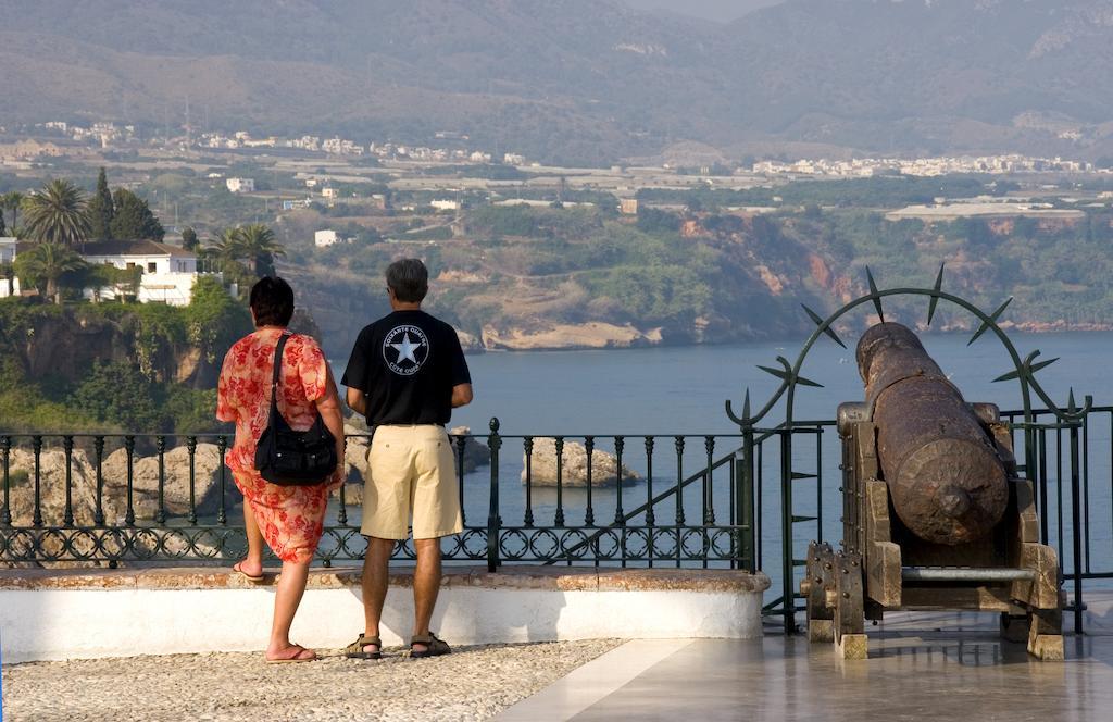 Apartamentos Perla Marina Nerja Dış mekan fotoğraf